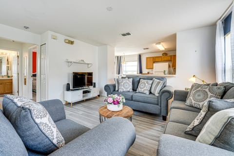 20 Mi to Disney Parks: Golf Getaway w/ Lanai! House in Haines City