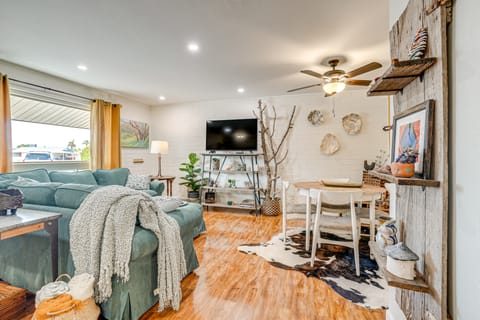 Close to Golf & Casinos! Sun City Getaway House in Sun City