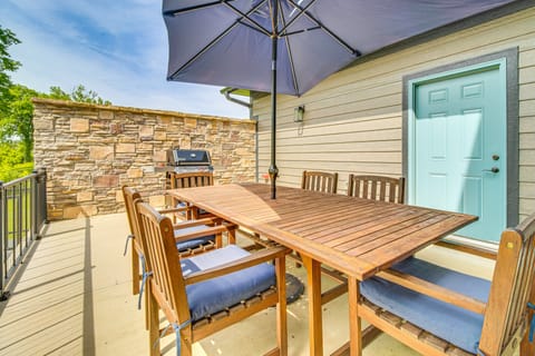 Angler's Retreat on the White River: Pets Welcome! House in Cotter