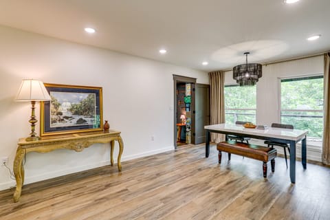 Greers Ferry Lake Retreat: Game Room + Fire Pit! House in Greers Ferry Lake