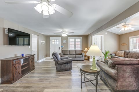 Steps to Shore: Newly Renovated Dewey Beach Home! House in Dewey Beach