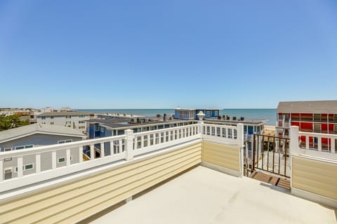 Steps to Shore: Newly Renovated Dewey Beach Home! House in Dewey Beach