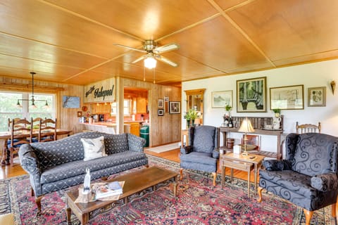 Spacious Riverfront Cottage w/ Dock in Green Pond! House in South Carolina