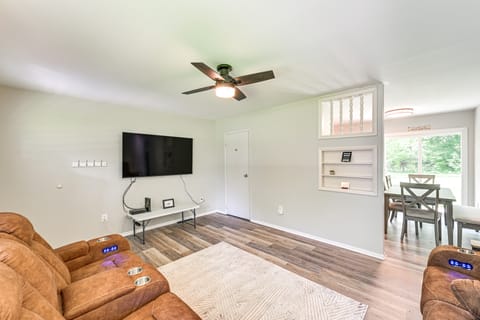 2 Mi to Dtwn: Family Home in Warsaw! House in Warsaw