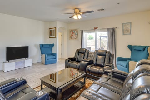 7 Mi to Dtwn: Spacious Phoenix Home w/ Patio House in Laveen Village