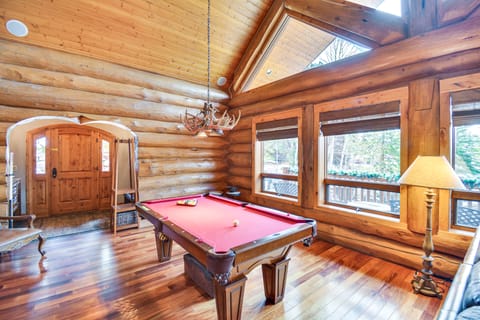 Sauna & Hot Tub: Mtn-View Retreat in Silverthorne! House in Silverthorne