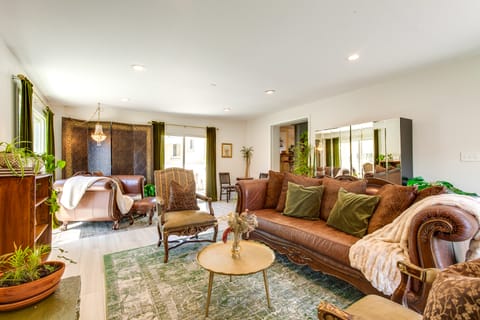 Near Shops & Eats: Elegant Home in Wheat Ridge! Apartment in Wheat Ridge