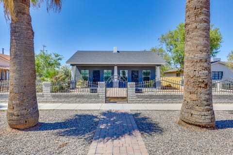 Apartment 2 Mi to Chase Field & PHX Arena! Apartment in Estrella Village