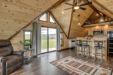 1/2 Mi to Ruby River: Cabin w/ Trail Access! House in Idaho