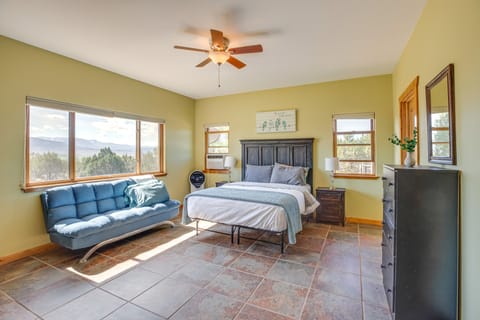 Hunt, Fish & Explore: Mtn-View Home in Hotchkiss House in Colorado