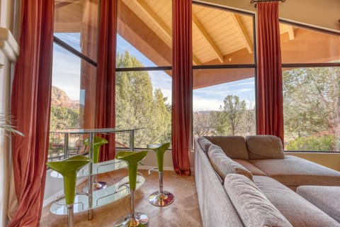 Group Getaway w/ Outdoor Oasis in Sedona! House in Sedona