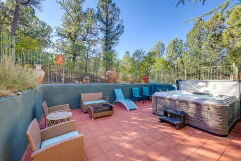 Group Getaway w/ Outdoor Oasis in Sedona! House in Sedona