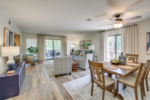 Pool-View Haven in Lake Hamilton! Apartment in Lake Hamilton