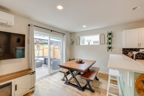 2 Mi to Olympic National Park: Sun-Soaked Haven! Apartment in Port Angeles