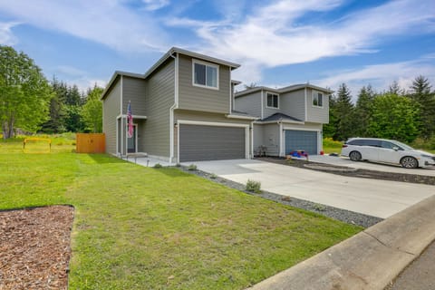 2 Mi to Olympic National Park: Sun-Soaked Haven! Apartment in Port Angeles