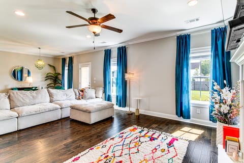 4 Mi to Dtwn: Stylish Home w/ Large Yard in Dothan House in Dothan