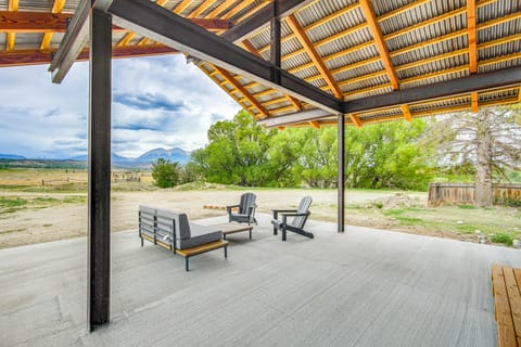 Stunning 14er Views! Private 6-Acre Salida Retreat House in Colorado