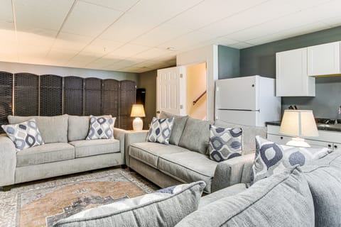 < 1 Mi to Marina: Fair Play Home on Lake Hartwell Apartment in Lake Hartwell