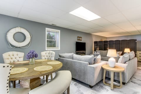 < 1 Mi to Marina: Fair Play Home on Lake Hartwell Apartment in Lake Hartwell