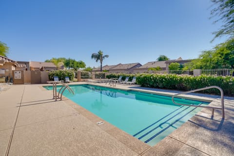 Patio + Pool Access: Golf Getaway in Peoria Apartment in Sun City