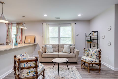 7 Mi to Trilith Studios: Atlanta Area Business Hub Apartment in Fayetteville