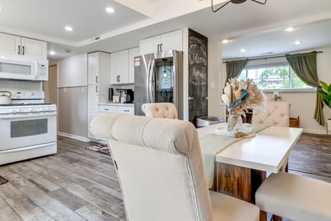 8 Mi to Henry Ford Museum: Westland Family Home House in Westland