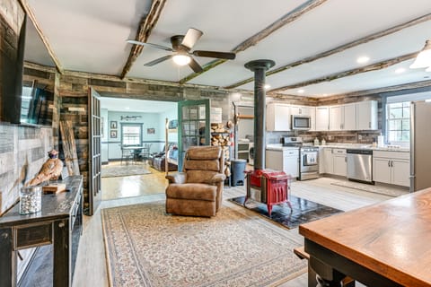 10-Acre Kingston Getaway: Sauna & Fire Pit House in Michigan