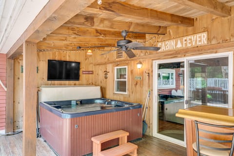 Home w/ Outdoor Entertainment Area in Ashland! House in Ashland