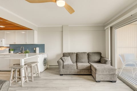 Pool & Beach Access: Waterfront Ocean City Condo Apartment in Ocean City