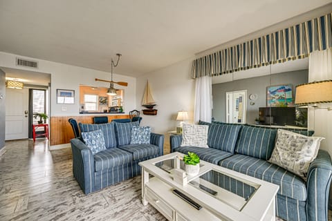 Pool Access: Relaxing Naples Bay Extended Stay! Apartment in Naples