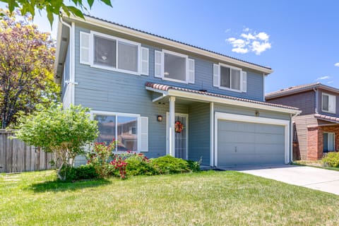 Pet-Friendly Retreat w/ Fenced Yard in Denver House in Aurora