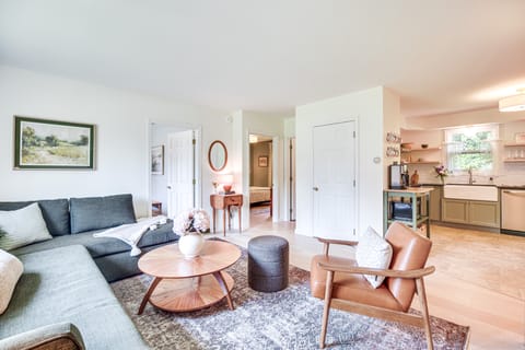 Family Getaway w/ Deck: 3 Mi to Lake Champlain Apartment in Colchester