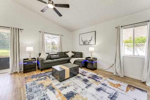 6 Mi to Disney World: Lake-View Retreat w/ Pool! House in Kissimmee