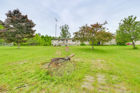 Hike, Fish, Golf & More: Family Getaway in Atlanta House in Michigan