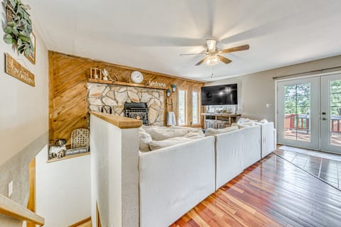 1 Block to Hiking: Ruidoso Home w/ Game Room House in Ruidoso