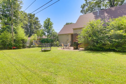 Stay & Play in Memphis: Family Home w/ Yard! House in Memphis