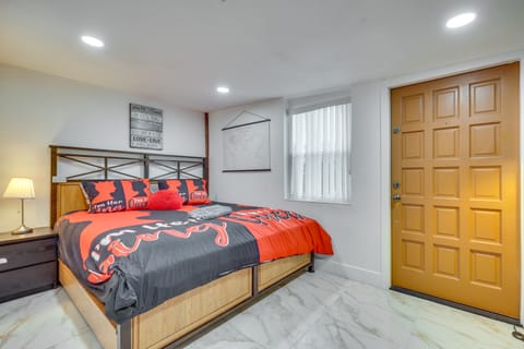 3 Mi to Beach: Hollywood Studio w/ Yard! Apartment in Hollywood