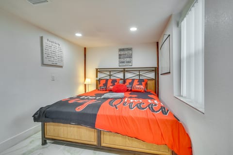 3 Mi to Beach: Hollywood Studio w/ Yard! Apartment in Hollywood