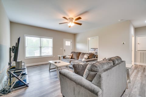 1 Mi to Dtwn Crossville: Spacious Home w/ Patio! House in Crossville