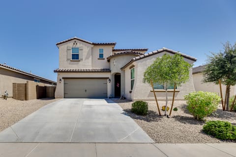 16 Mi to State Farm Stadium: Quiet Gem w/ Games House in Goodyear