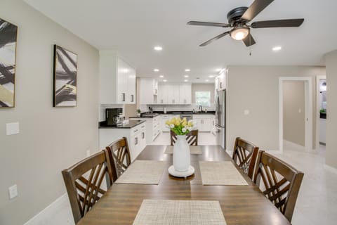 6 Mi to Dtwn: Hot Springs Abode w/ Yard! House in Hot Springs