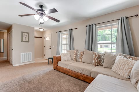 11 Mi to Silver Springs State Park: Forested Haven House in Florida