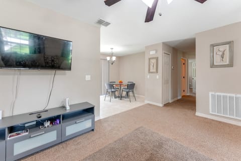 11 Mi to Silver Springs State Park: Forested Haven House in Florida