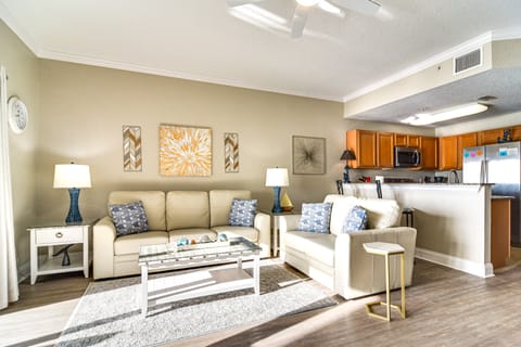 Treasure Island Condo w/ Bay-View Balcony! Apartment in Treasure Island