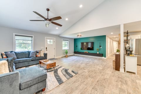 Fish & Swim: Home w/ Catskill Creek Views! House in Capital District, NY, USA