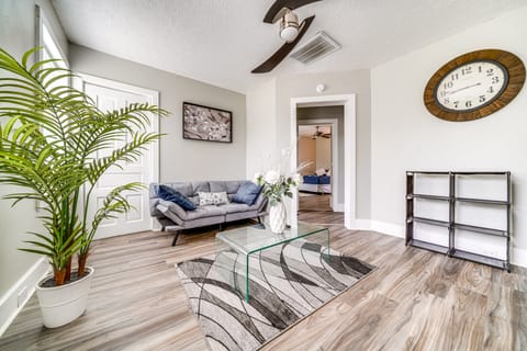 3 Mi to Dtwn: Cozy Apt w/ Yard in Louisville! Apartment in Louisville