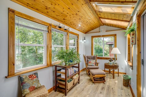 7 Mi to Eldorado Marsh: Family Home w/ Pool House in Wisconsin