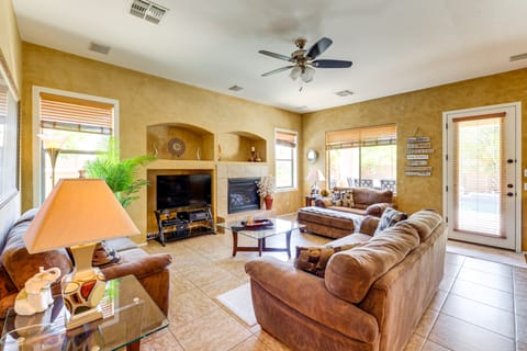 Private Hot Tub: Pet-Friendly Maricopa Escape! House in Maricopa