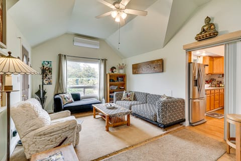 7 Mi to Dtwn Portland: Quiet Yet Central Home House in Beaverton