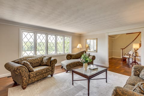 Gated 35-Acre De Soto Estate: Pool, Lake & Patio! House in Ozark Mountains